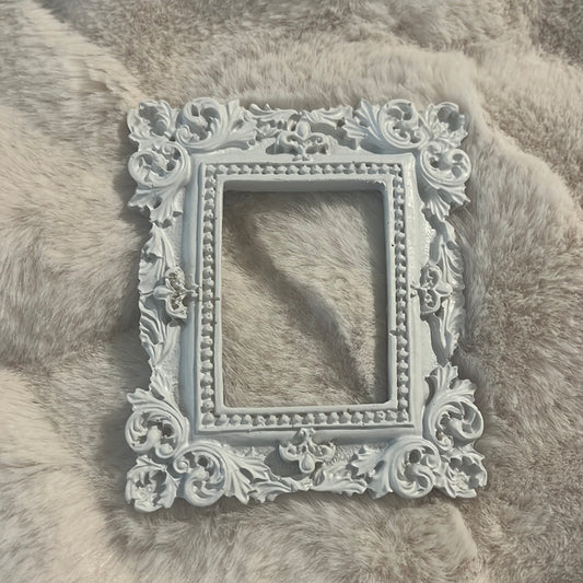 Mini Wht Frame