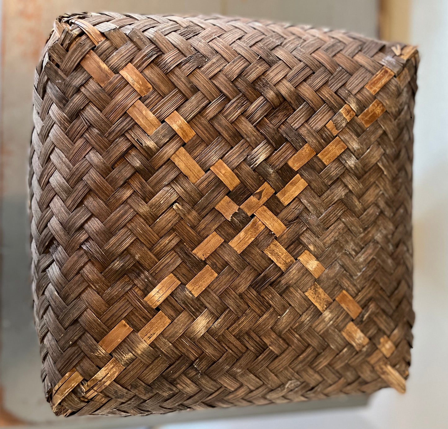 Dark Basket w Lid