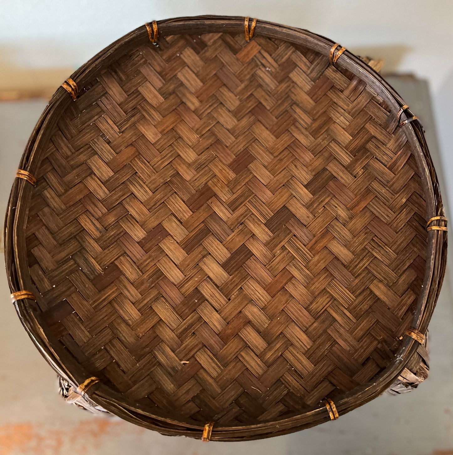 Dark Basket w Lid