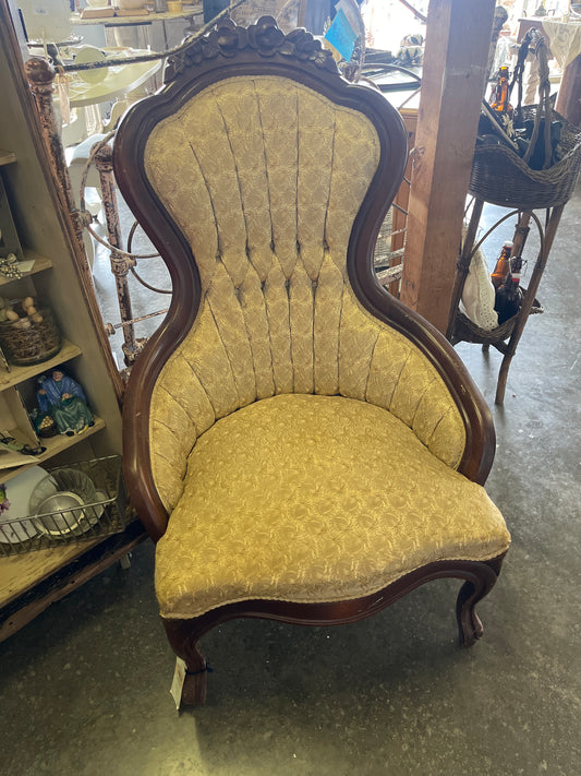 Drk Wood & Cream Upholstered Chair