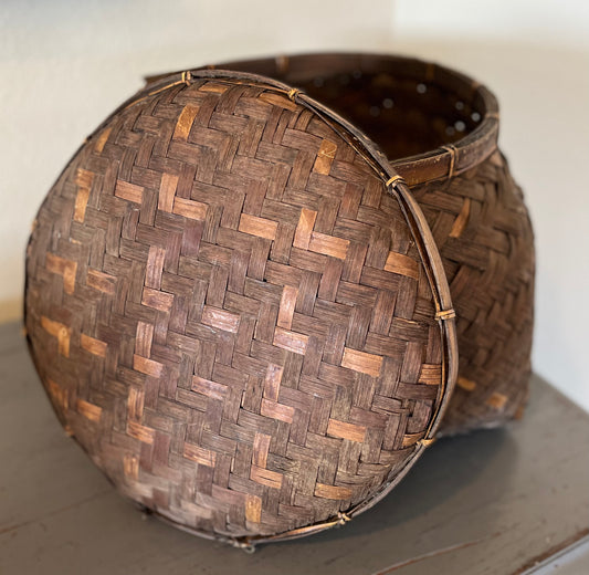 Dark Basket w Lid